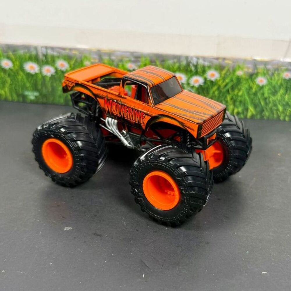 Custom Monster Jam Halloween Pumpkin Wolverine Orange 1:64 Monster Truck